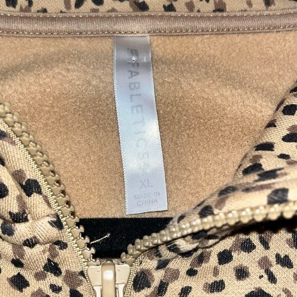 Fabletics Cozy Fleece Half Zip Animal Print Sweatshirt Women’s Size XL - Picture 4 of 6